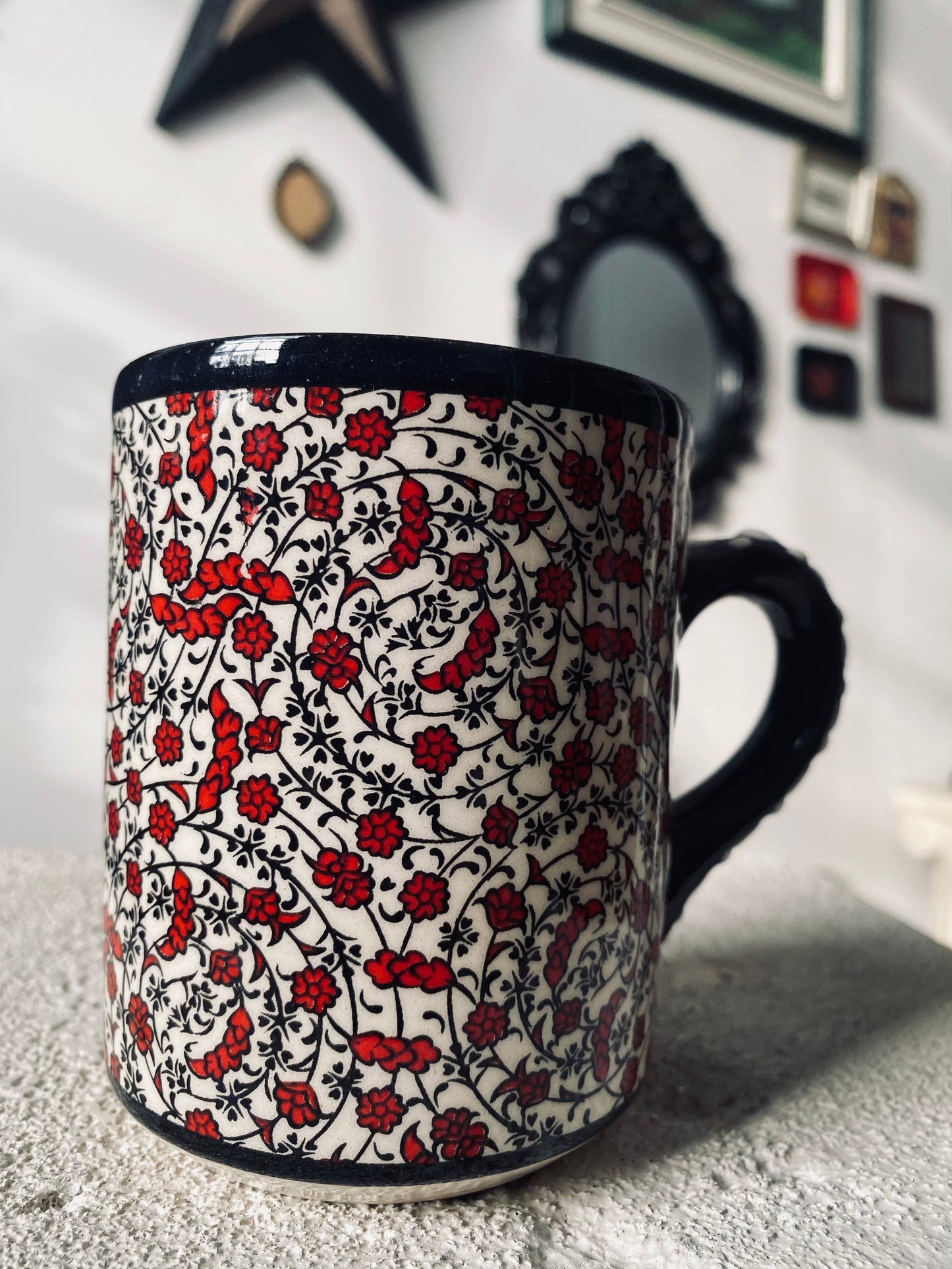 Tasse artisanale aux milles fleurs