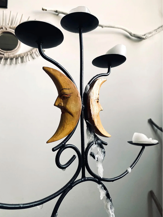 Chandelier des Lunes